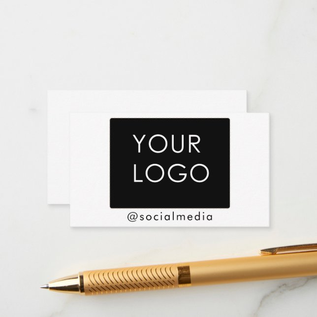 Carte D'accompagnement Logo d'entreprise moderne Social Media Plain (Devant/Arrière en situation)