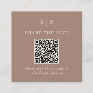 Carte D'accompagnement Minimaliste et Chic Taupe Partagez l'Amour Code