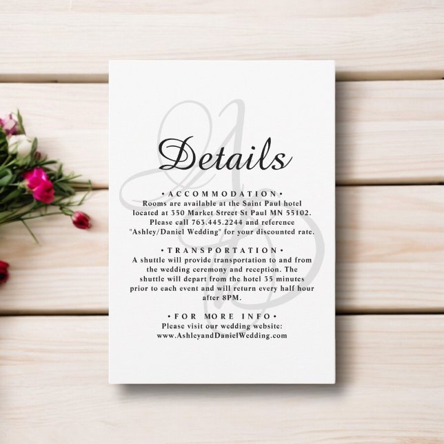 Carte D'accompagnement Monogramme noir et blanc minimaliste Mariage chic (Créateur téléchargé)