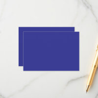 mur bleu avec horloge