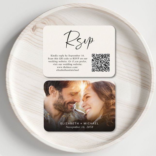 Carte D'accompagnement Photo moderne QR Code Cream Wedding RSVP (Créateur téléchargé)