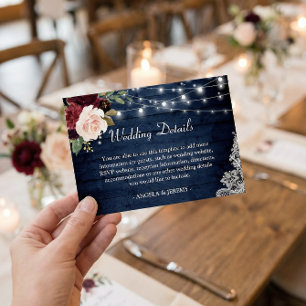 Carte D'accompagnement Rustic Dark Blue Floral Lights Détails du Mariage