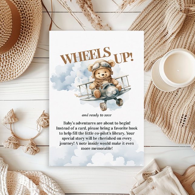 Carte D'accompagnement Teddy Bear Pilot sur son chemin Livres pour bébé (A little co-pilot is on the way "Wheels Up" baby shower Books for Baby" enclosure card)