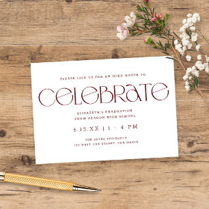 Carte D'accompagnement Typographie moderne Burgundy Graduation Party