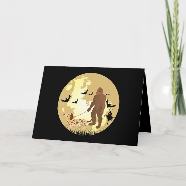 Carte Dachshund Halloween Bigfoot marcher dans un Dachsh (Devant)