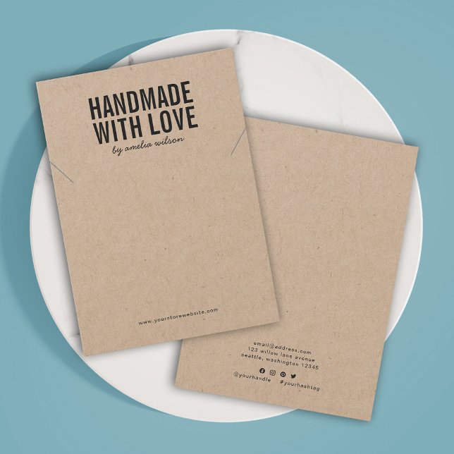 Carte d'affichage artisanale avec collier Kraft Lo (Créateur téléchargé)