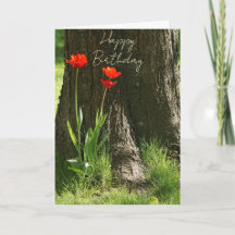 Carte d'anniversaire avec des tulipes rouges