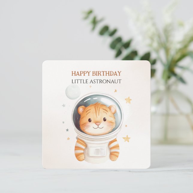 Carte d'anniversaire d'astronaute sur le thème de  (Debout devant)