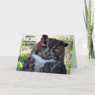Carte d'anniversaire de hibou joyeux