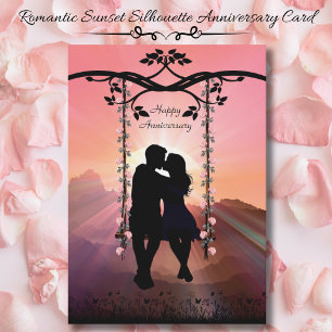 Carte d'anniversaire du couple avec silhouette rom