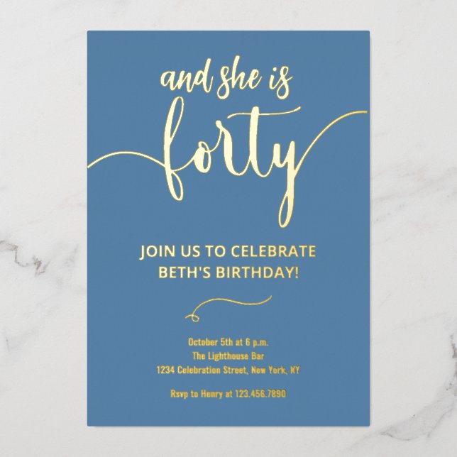 Carte d'anniversaire élégante poussiéreuse bleue e (Recto)