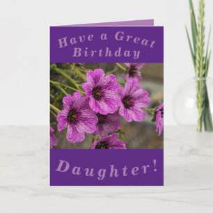 Carte d'anniversaire florale pourpre pour fille
