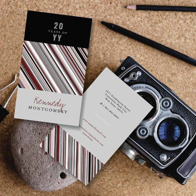 Carte D'appel Élégant Preppy Brown Pin Stripes Moderne Graduate (Stylish Preppy Brown Pin Stripes Modern Graduation Calling Card @ www.zazzle.com/color_therapy)