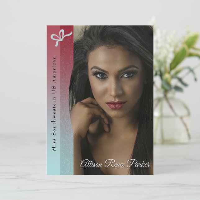 Carte d'autographe Aqua Glitz Ruby Ombre Pageant (Debout devant)