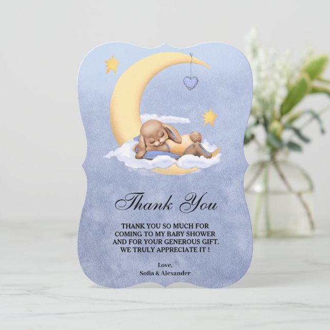 Carte de Baby shower en Merci plat avec lapin. (Debout devant)