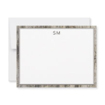 Initiales simples en bois rustique