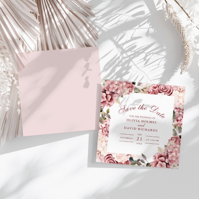 Carte de faire-part de Dusty Rose Hydrangea (Modern Dusty Rose Hydrangea Wedding Save The Date on a sunny boho white table.)