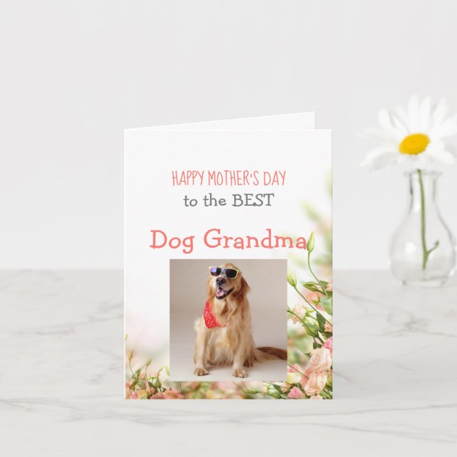 Carte de fête des mères de chien à grand-mère de c (Petite plante)