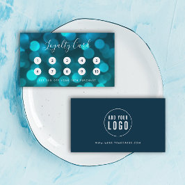 Carte De Fidélité Calligraphie moderne tendance Aqua Blue Bokeh Lumi