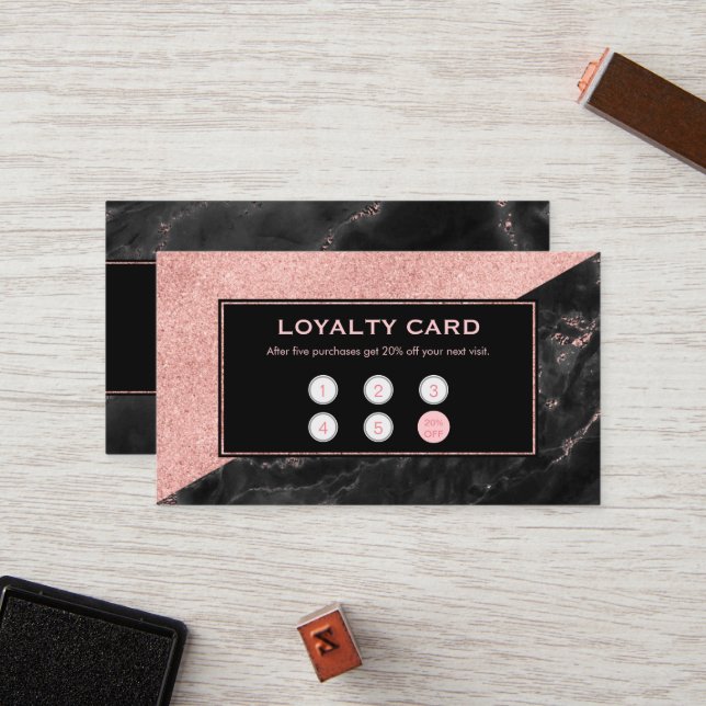 Carte de fidélité Rose Gold Marble Beauté Salon su (Devant/Arrière en situation)