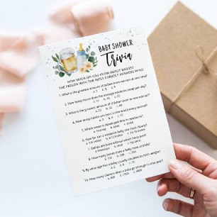 Carte de jeu de fête Baby Trivia Baby Is Brewing
