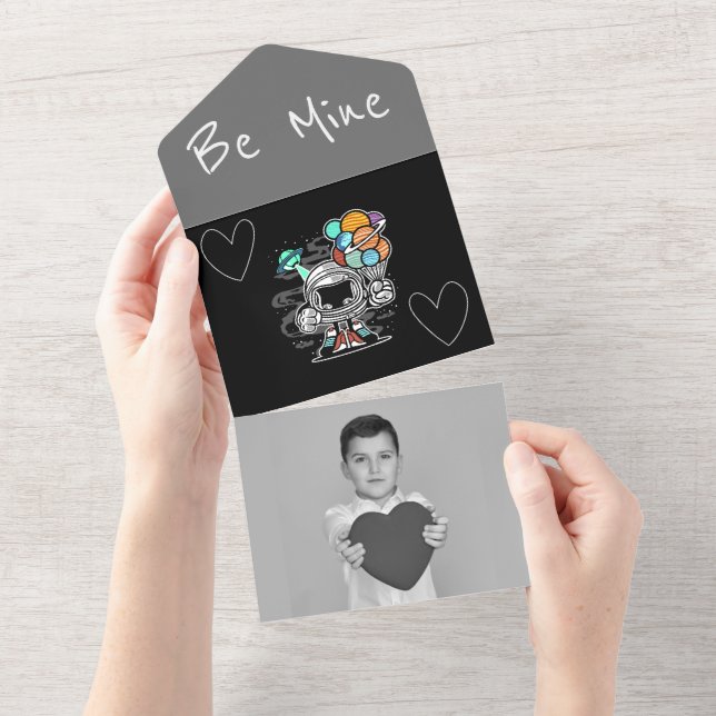 Carte de la Saint-Valentin avec photo de garçon ro (Déchirure)