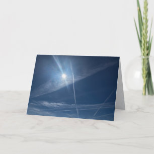 Carte de l'univers en bleu ciel d'azur ensoleillé 