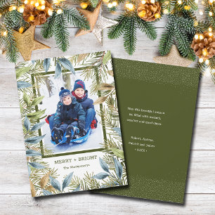 Carte de Noël élégante avec pins et photo