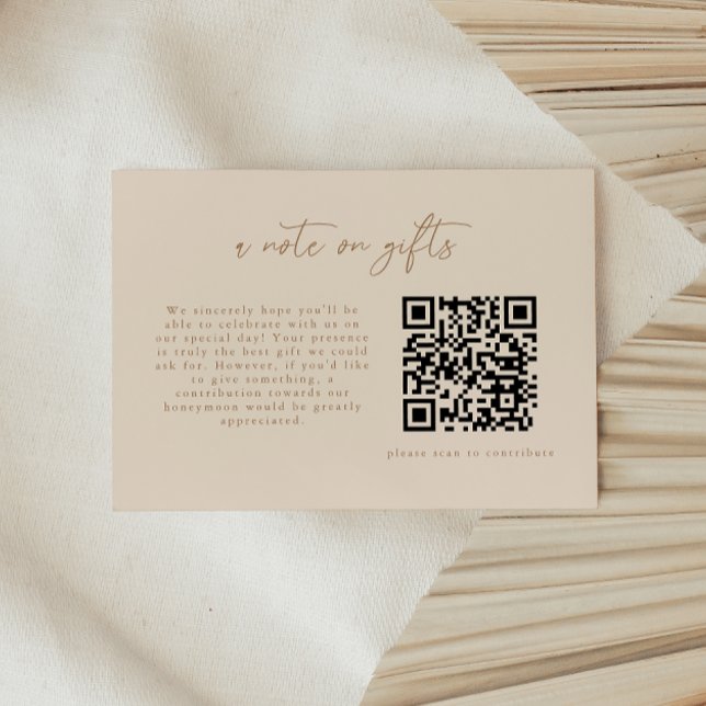 Carte de note de cadeau en beige moderne Code QR (Créateur téléchargé)