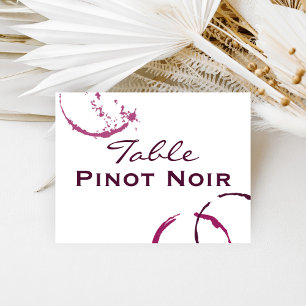 Carte de numéro de table avec tache de vin de Bour