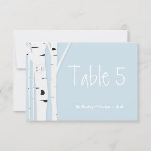 Carte de numéro de table de mariage bleu avec arbr