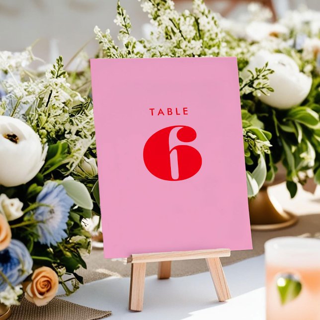 Carte de numéro de table de typographie rouge rose (Bright Pink Red Bold Typography Wedding Table Number Card)