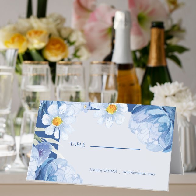 Carte De Placement Élégant Bleu Bleu Bleu Floral Mariage tendance (Elegant Pretty Blue White Floral Trendy Wedding Place Card)