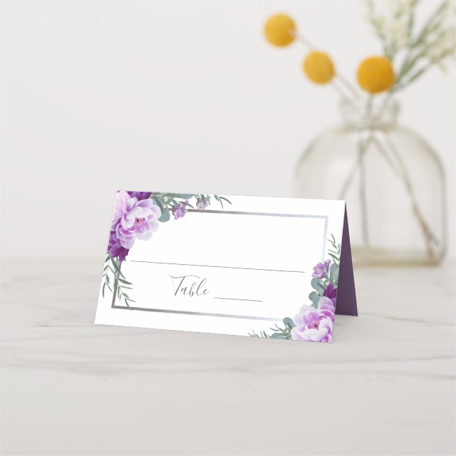 Carte De Placement Élégant Mariage floral violet et argenté (Devant)
