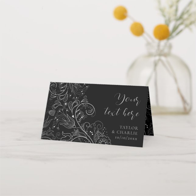 Carte De Placement Mariage floral soyeux et noir (Devant)