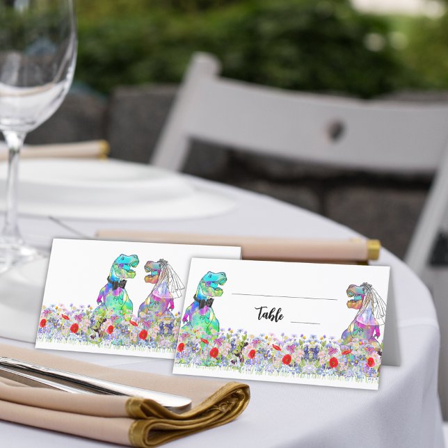 Carte De Placement Mariage Thème Dinosaure Fleur Sauvage (dinosaur wedding fun T-Rex bride and groom place cards with colorful wildflowers )