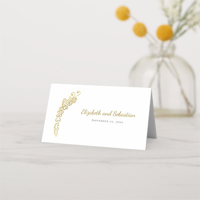 Carte De Placement Papillon à fleurs d'or Blanc Mariage élégant (Devant)