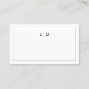 Carte De Placement Simple Monogramme Bleu Marine Élégant de Mariage