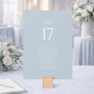 Carte de plan de table de mariage bleu poussiéreux