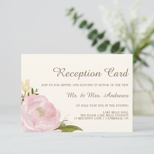 Carte de réception de mariage aux pivoines roses v (Debout devant)