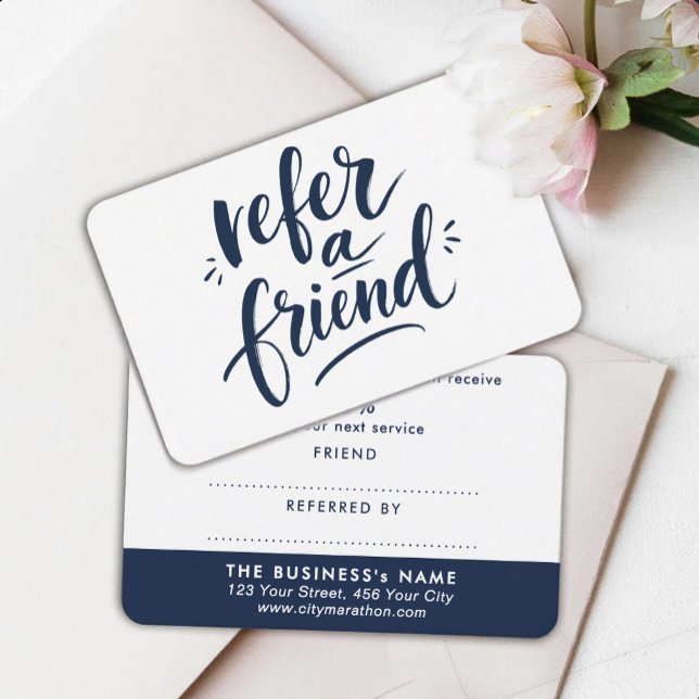Carte de réduction moderne Navy Blue White Script (Créateur téléchargé)
