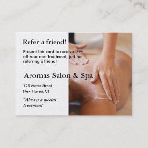 Carte de référence avec des mains de massage