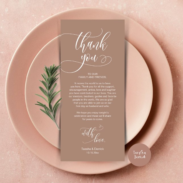 Carte de remerciement pour la place à table, carte (Wedding Dinner Place Setting Thank You Card, Plate Decoration, Modern Script, in Taupe)
