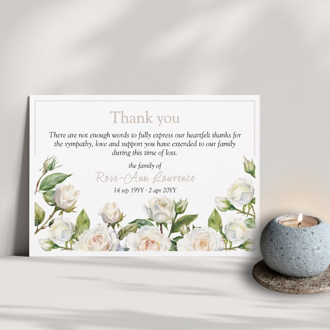 Carte De Remerciements Aquarelle florale cadre de roses blanches funérail (Funeral thank you card from family with floral botanical details and color frame, white roses)