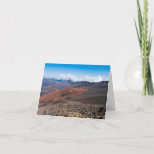 Carte De Remerciements au-dessus du cratère haleakala le long du sentier
