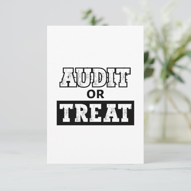 Carte De Remerciements Audit ou traitement - Comptable drôle Halloween (Debout devant)