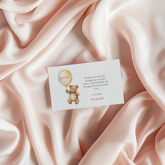 carte de remerciements baby shower avec ours en pe (Teddy bear baby shower thank you card with gold balloon and pink script.)