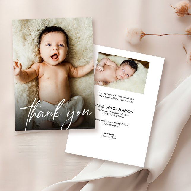 Carte De Remerciements Bébé photos personnalisées Poignée moderne (Simple Text overlay Thank you photo baby card)
