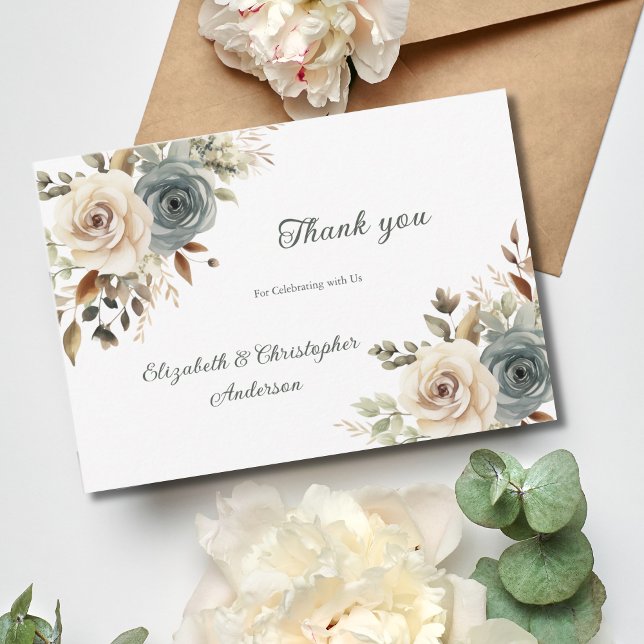 Carte De Remerciements Bleu Dusty Blanc Floral Mariage de verdure (Dusty Blue White Beige Floral Botanical Wedding Thank you card)