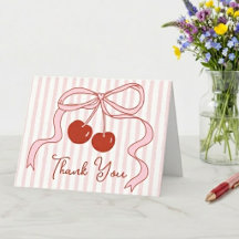 Cerises rouges avec nœud et rayures roses classiqu